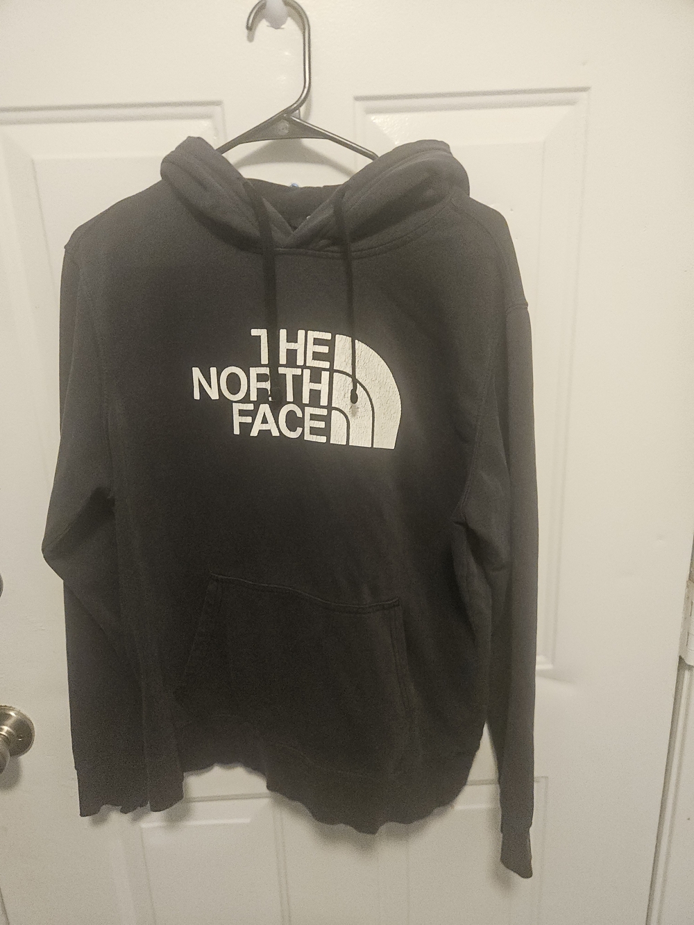 The North Face Men’s Black Logo Hoodie Sweater